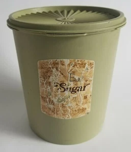 Tupperware Canister 6.5" 12 cups Green  #807 Vintage Used  A23b - Picture 1 of 3