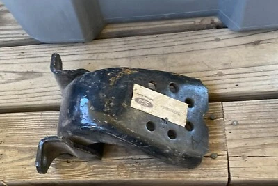 (1) 1973-1980 Ford Pinto Mercury Bobcat NOS Door Hinge RH right upper passenger Foto 1 de 4