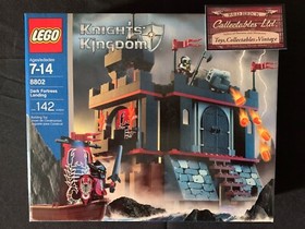 Lego #8802 Knight Kingdom Dark Fortress Landing New