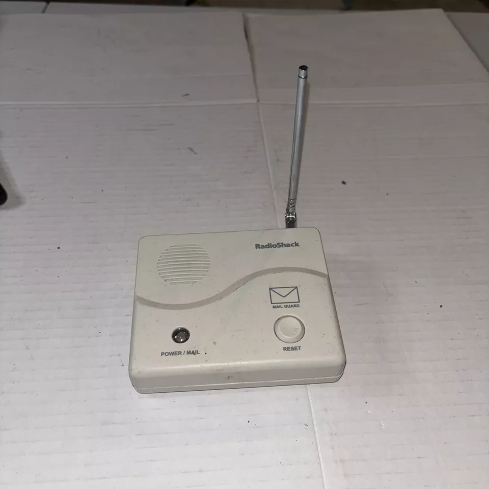 RadioShack Wireless Mail Guard Alert Mailbox Protector 63-1110 Audio Visual - Image 1 of 3