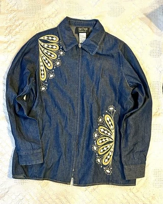 Chaqueta Denim Arte Usable Bob Mackie Cremallera Frontal, Bordado Blanco y Dorado Talla Med Foto 1 de 4