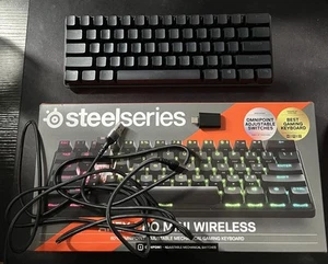 SteelSeries Apex Pro Mini Clavier sans Fil 60% OmniPoint 2.0, Quantum 2.0 Noir - Photo 1/2