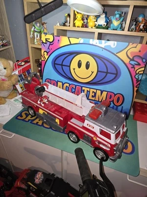 Camion Pompieri Paw Patrol con personaggio - Immagine 1 di 3