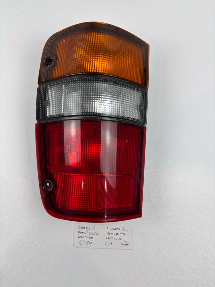 Luz trasera izquierda Isuzu Trooper Acura SLX 1992-1999 OEM 92-99 Foto 1 de 4