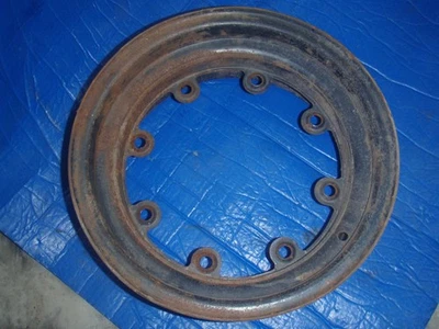 60 61 62 63 64 65 66 67 68 PONTIAC 8 OREJETAS LLANTA OCHO OREJETAS 1961 1962 1963 1964 1965 Foto 1 de 4