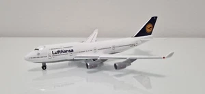Herpa 1:500 Lufthansa Boeing B747-430 D-ABVA "Berlin" - Exclusive Series - Picture 1 of 6