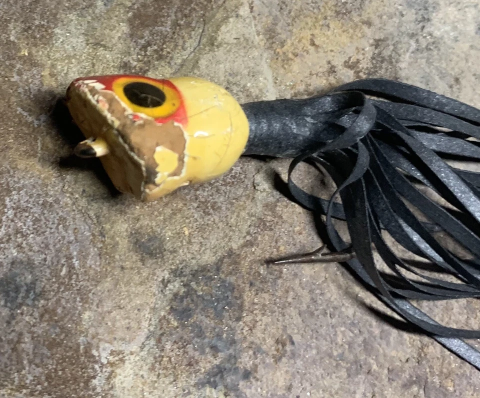 Fly Popper vintage. Negro con cabeza amarilla. Raro. Buen estado Foto 1 de 4