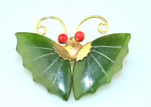 VINTAGE JADE GOLD PLATED BUTTERFLY PIN OR PENDANT WITH RED CORAL EYES - Picture 1 of 4