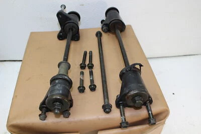 1984 KAWASAKI LTD ZN700 (#345) MOTOR MOUNT BOLTS BRACKET Foto 1 de 4