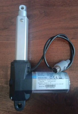 Motor eléctrico Lazboy Timotion IP42 LZB Nº de pieza 10.000133.0001 / TA9-2060-006 Foto 1 de 3