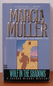 Wolf in the Shadows (A Sharon Mccone Mystery) by Muller, Marcia, 1993, 7011 - Foto 1 di 2