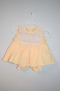Neu Frühling Sommer gelb gesmoktes Baby Mädchen Outfit 6M - Bild 1 von 2