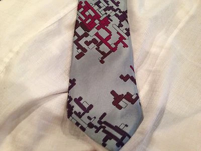 CORBATA ETIQUETA NEGRA MIMI FONG-RARA DINASTÍA MING/$210 Foto 1 de 4