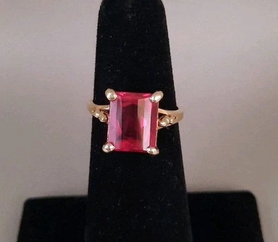 Vintage Rare Linear Cut Lab Created Ruby solitaire Ring 1960's Beautiful 14k - Image 1 of 4
