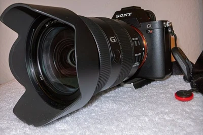Sony Alpha 7R II  Vollformatkamera mit 2 Sony Objektiven Zustand hervorragend ! - Bild 1 von 4