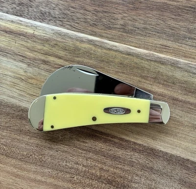 Case XX 2011 Yellow Synthetic Hawkbill 31011 With CV Blades Hard To Find - Image 1 of 4