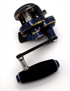 Studio Oceanmark BLUE HEAVEN L80Hi/R-Ny/G(22)AE100 Salt Bait reel Right handle - Picture 1 of 1