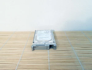Cisco UCS-HD1T7KS2-E 1TB SAS 7.2K RPM 2.5 inch HDD/hot plug/drive sled mounted - Bild 1 von 1