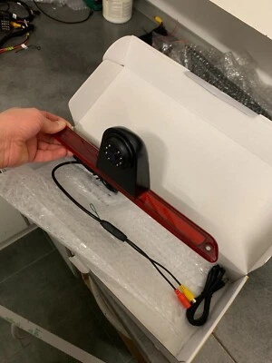 Caméra de recul 3ème feu de stop pour Mercedes  Sprinter et Volkswagen Crafter - Photo 1/4
