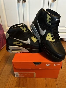 Nike Air Max 90 boot 5.5Y Women’s 7 winter boots BLACK/SILVER *BRAND NEW* - Picture 1 of 3