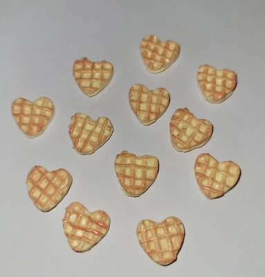Casa de muñecas corazón gofres desayuno gofre forma Foto 1 de 3