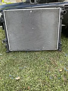 2012 Chrysler 300 Radiator Cooler 68050126Ab 11-13 - Picture 1 of 2