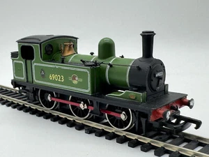 T204 Bachmann 31-051 Class J72 0-6-0T 69023 GREEN PLAYWORN TESTED SLOW RUNNER - Picture 1 of 12