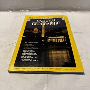 NATIONAL GEOGRAPHIC Magazine, OCTOBER 1976, THE NATION'S RIVER WITH MAP - Imagen 1 de 2