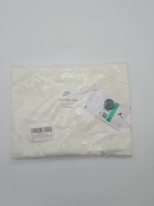 Men's Nike Sportswear Club With Classic Fit  XL - Picture 1 of 5