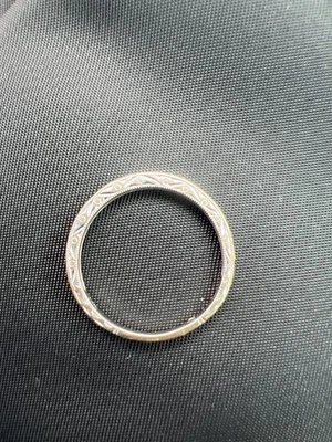 Verana 14k White Gold Band Embroidered Vintage Shane Co. Ring Size 8 - Image 1 of 3