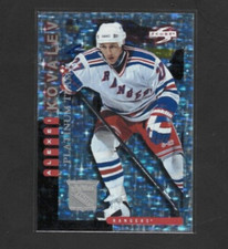1997/98 Score Platinum Team New York Rangers #7 of 20 ALEXEI KOVALEV Parallel