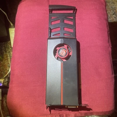 Dell ATI Radeon HD 6770 08PJF8  1GB GDDR5 Desktop Graphics Card ATI-102-C01002 - Image 1 of 4