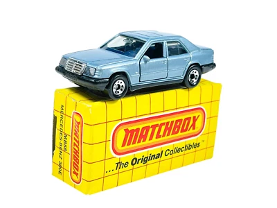 Matchbox Superfast MB58 Blue Mercedes-Benz 300E w/Grid Box - Image 1 of 4