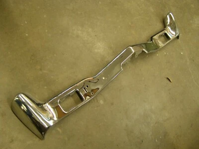 Parachoques delantero Ford Torino 1972 moldura cromada - solo modelos base Foto 1 de 4