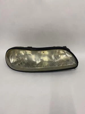 1997-05 Chevrolet Malibu Headlamp Assembly Right RH - Image 1 of 4