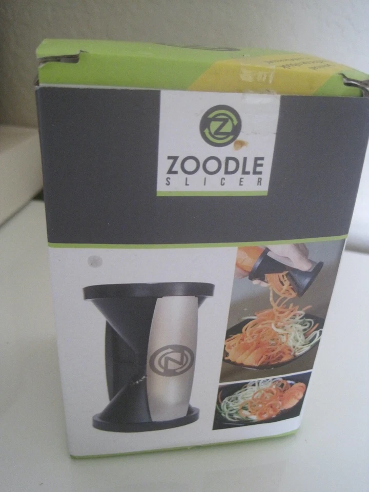 Cortadora Zoodle usada con caja Foto 1 de 3