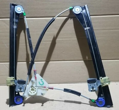 VW POLO 9N3 FRONT RIGHT DOOR WINDOW REGULATOR 5 DOOR DRIVER SIDE OSF 6Q4837756   - Image 1 of 4