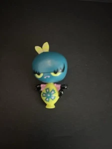 2012 MGA Novi Stars Malie Tasker Pet Figur. - Bild 1 von 2