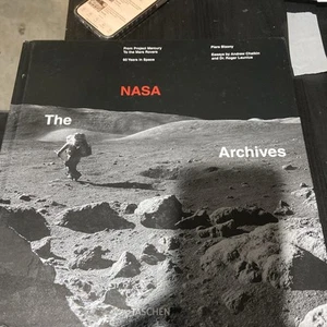 The NASA Archives 60 Years In Space By Piers Bizony Hardcover Taschen - Picture 1 of 4