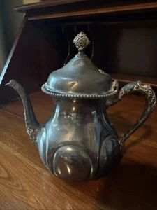 New Amsterdam Silver Co. Teapot / Coffee Pot Quadruple Plated #615 Beaded VTG - Picture 1 of 17