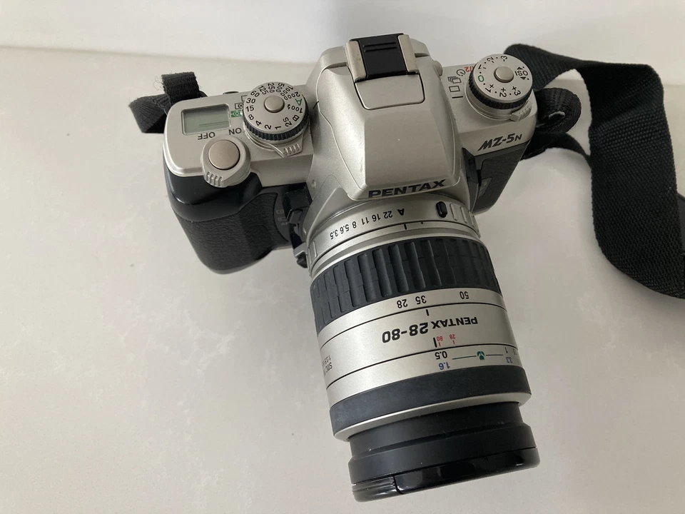Cámara fotográfica Pentax MZ-5N 35 mm SLR Pentax 28 - 80 lentes repuestos/reparaciones defectuosas Foto 1 de 4