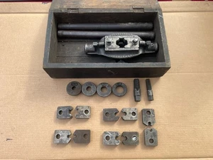 Vintage Pipe Threader Set 1/4" to 3/4" - Picture 1 of 4