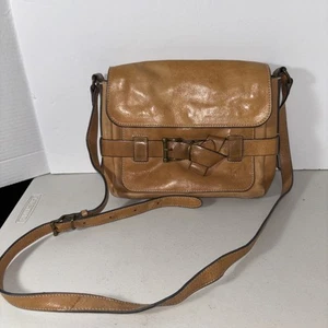 Rare Vintage FRYE Crossbody Purse Tan/Camel Leather with Belt Buckle Finish - Picture 1 of 18