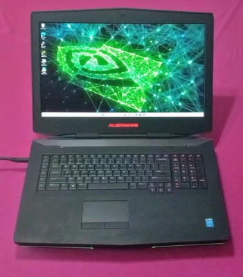 Laptop Dell Alienware 18 I7-4930mx 3.0-3.9Ghz 32GB 1TB NVME NVIDIA "P5000" AX210 Foto 1 de 4