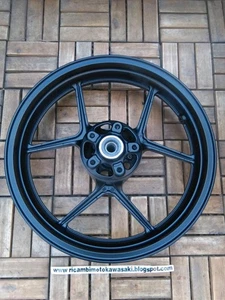 CERCHIO ANTERIORE FRONT WHEEL FELGE KAWASAKI Z750 Z800 - Imagen 1 de 2