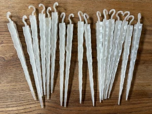 17 Vintage 1950's 5" long Plastic glow in the dark Icicle Christmas Ornaments - Picture 1 of 3