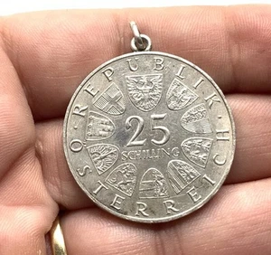 1967 Austria 25 Schilling 800 Silver Coin Birth of Maria Theresia Charm - Picture 1 of 7