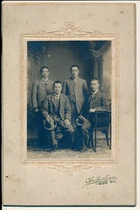Cabinet JAPON - Hommes en Costumes - 1354 - Imagen 1 de 2