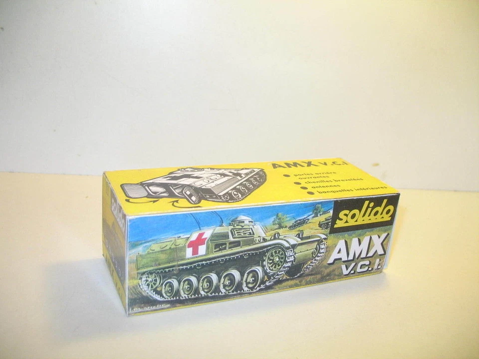 N12, Box Char AMX VCI Military Ambulance, Repro SOLIDO - Image 1 of 1