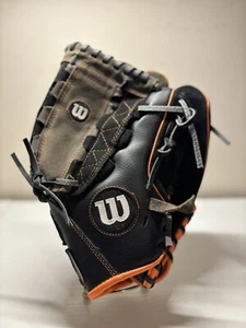 Wilson A03RB15B51150 11.5" Baseball Glove Mitt Right Handed Throw - Picture 1 of 3